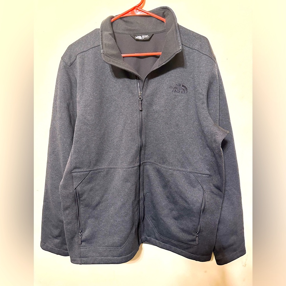 North Face Men’s Windwall Zip up Jacket Size Large